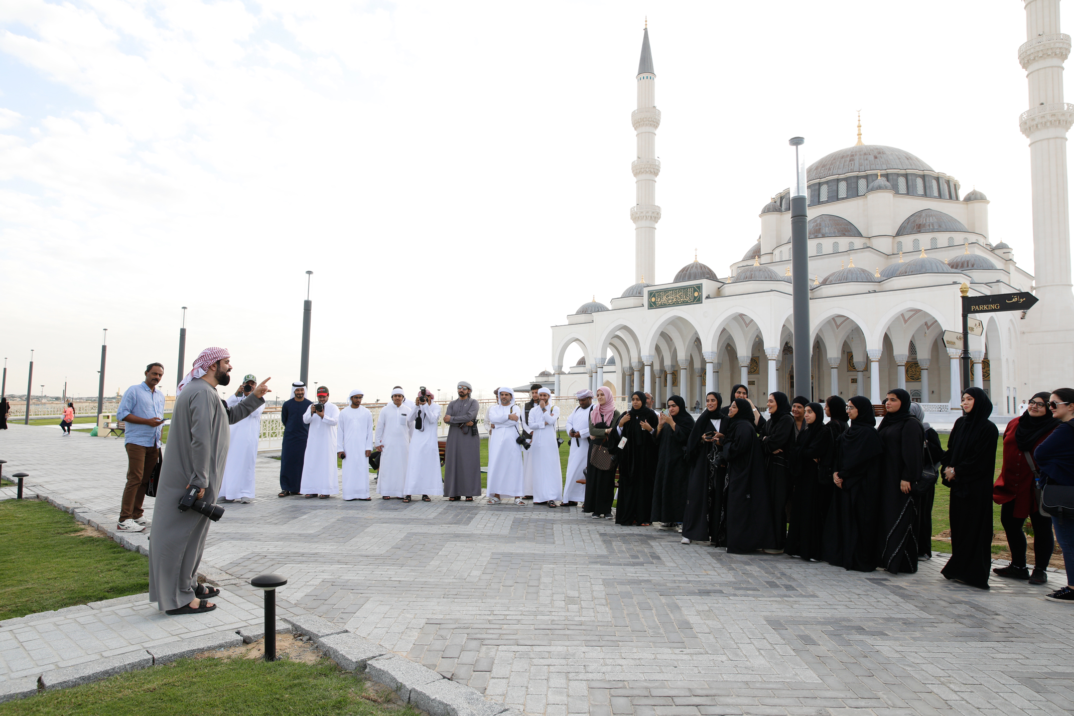 Photowalk at the Sharjah Mosque Image