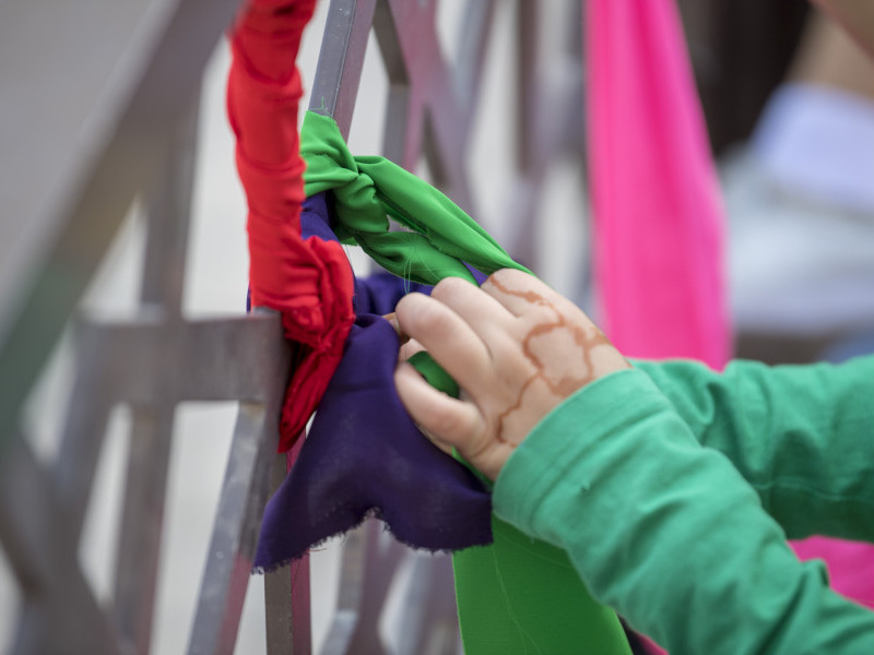 Making Colourful Fleece Blankets