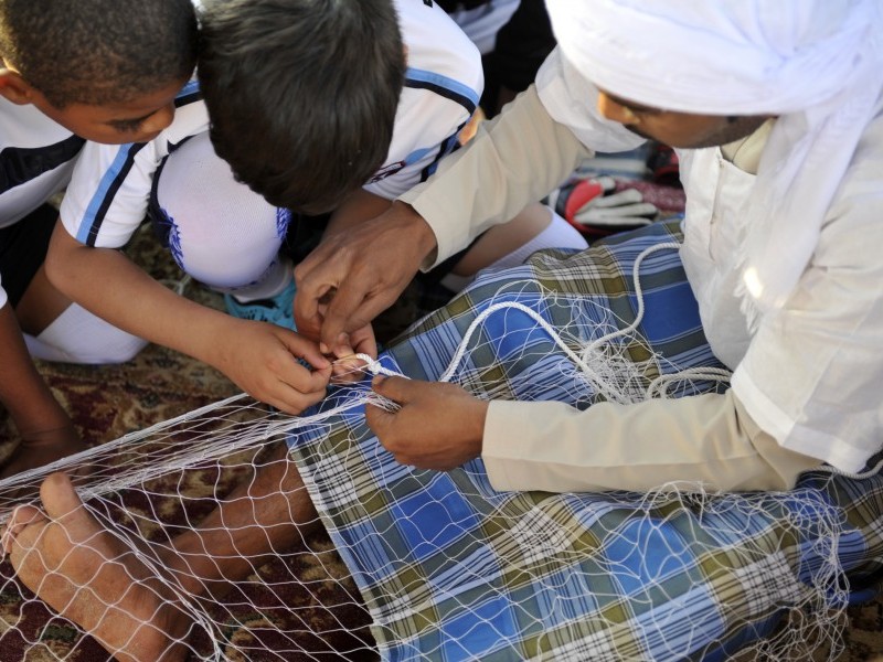 Making Alleekh [Traditional Fishing Net]